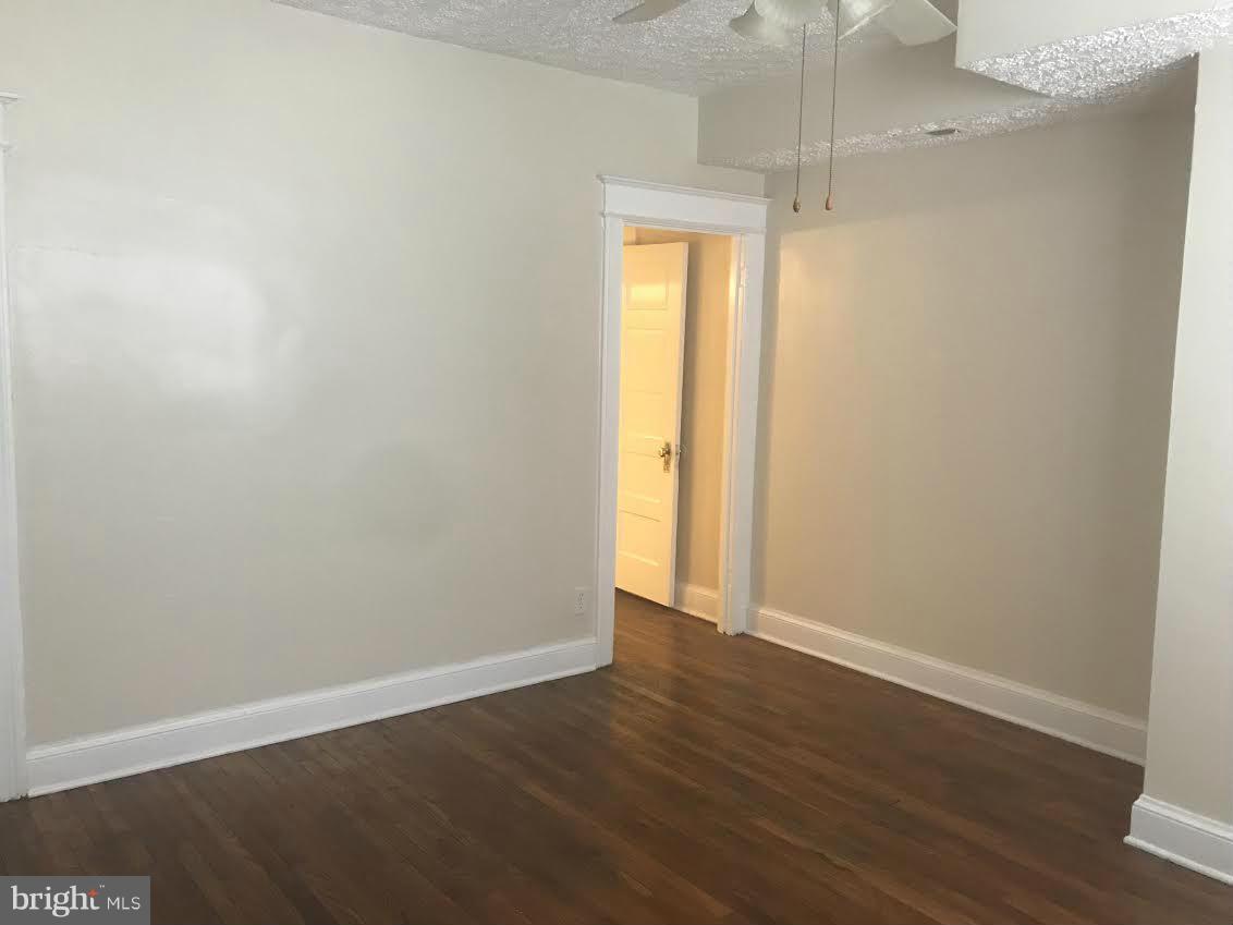 1112 Raum Street Northeast, Unit 1 Washington, DC 20002 - Photo 4 of 15 Living Room