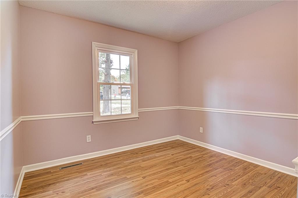 508 Heatherton Lane Rural Hall, NC 27045 - Photo 20 of 32