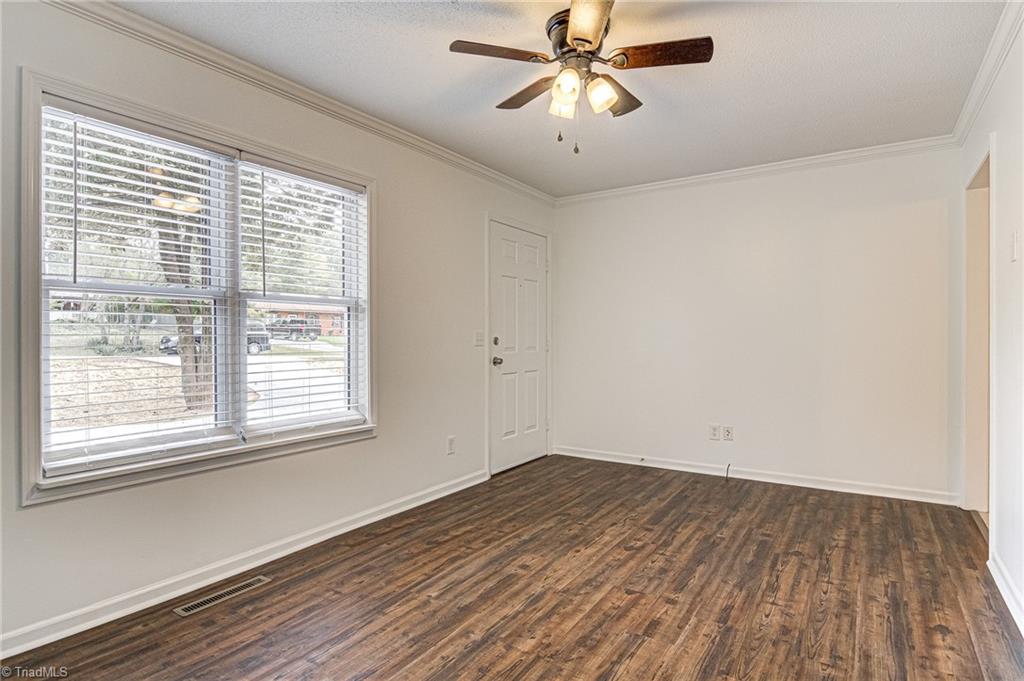 508 Heatherton Lane Rural Hall, NC 27045 - Photo 6 of 32