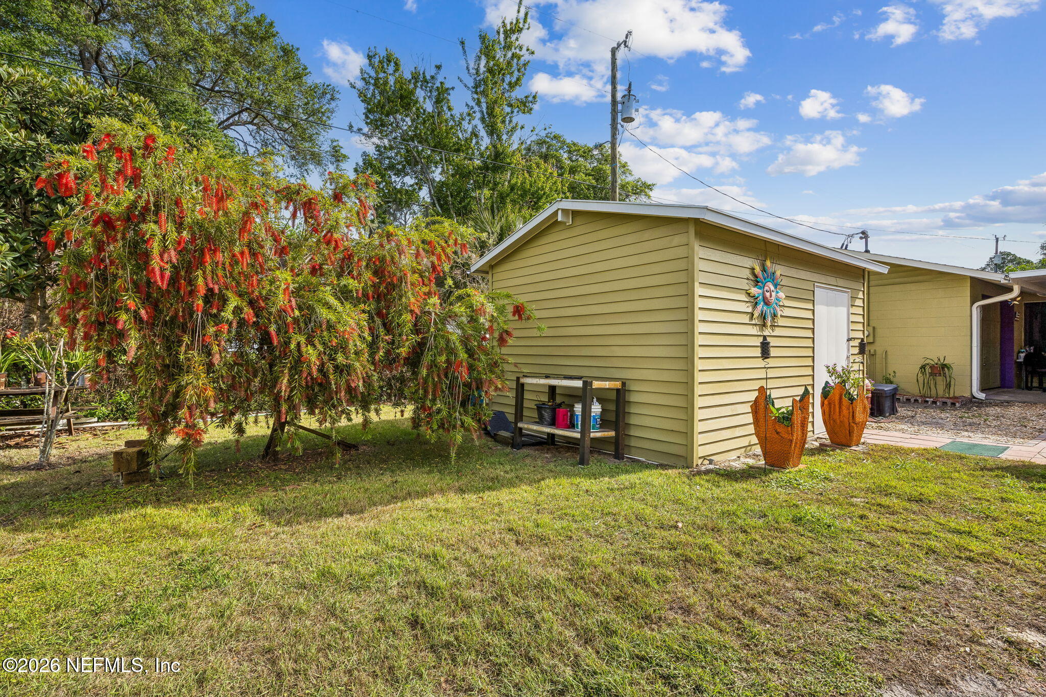 110 Shaffer Avenue Crescent City, FL 32112 - Photo 29 of 44 a view of a house with backyard and sitting area