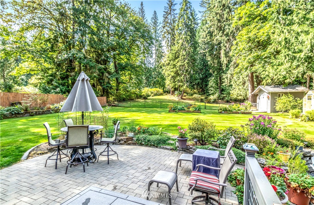 6218 Robe Menzel Road Granite Falls, WA 98252 - Photo 13 of 37 a view of a chairs and table in the garden