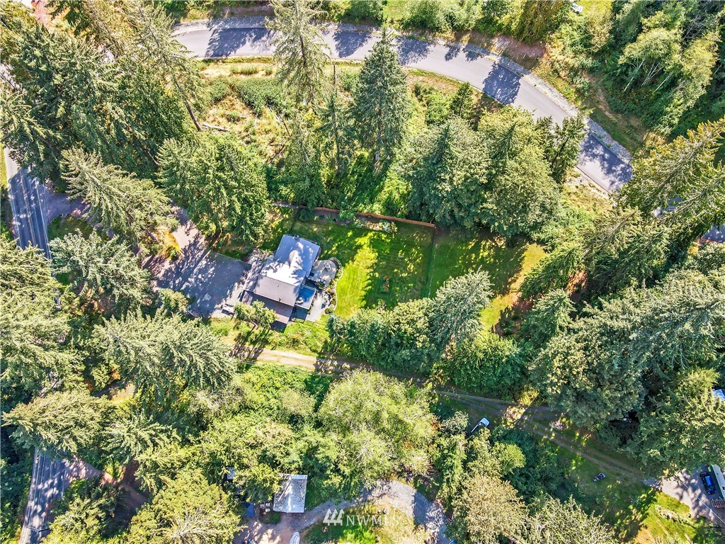 6218 Robe Menzel Road Granite Falls, WA 98252 - Photo 14 of 37 an aerial view of residential house with outdoor space and trees all around