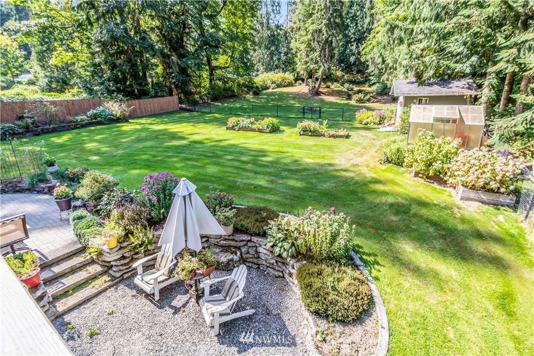 6218 Robe Menzel Road Granite Falls, WA 98252 - Photo 10 of 37 a view of backyard with swimming pool and patio