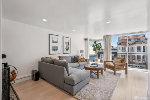 $1,795,000 | 67 Beaumont Avenue, San Francisco, CA 94118
