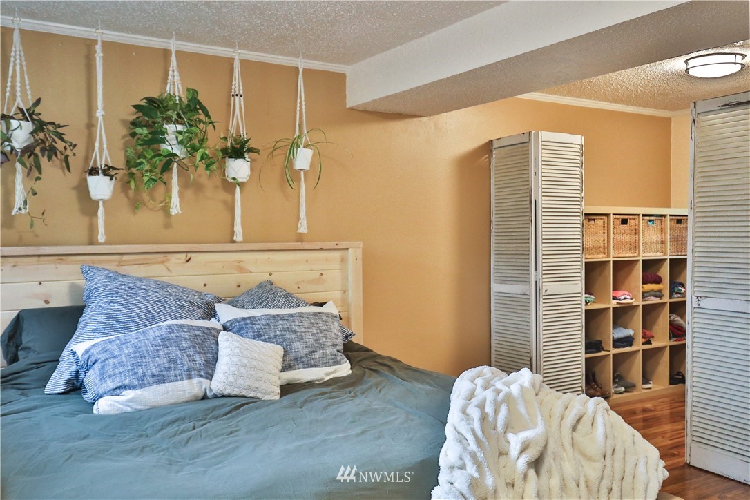 13521 182nd Avenue Southeast Renton, WA 98059 - Photo 13 of 24