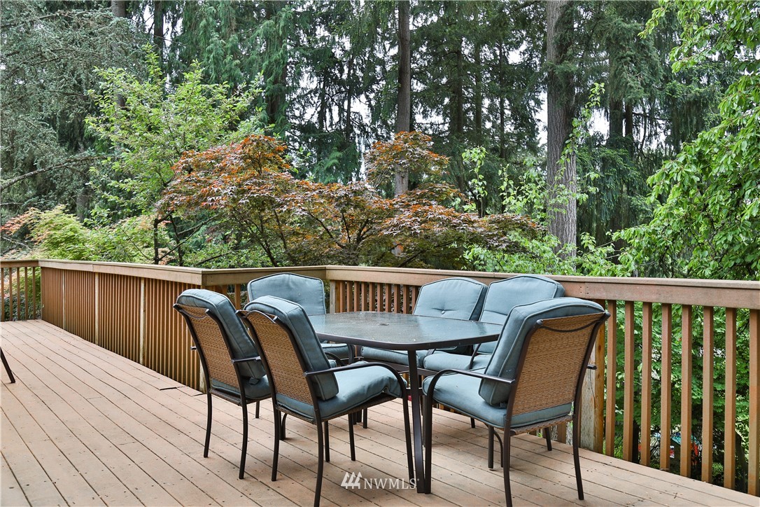 13521 182nd Avenue Southeast Renton, WA 98059 - Photo 7 of 24