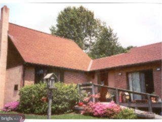 2380 Hopewell Road Elverson, PA 19520 - Photo 2 of 6 Gallery Image 2