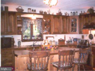 2380 Hopewell Road Elverson, PA 19520 - Photo 3 of 6 Gallery Image 3