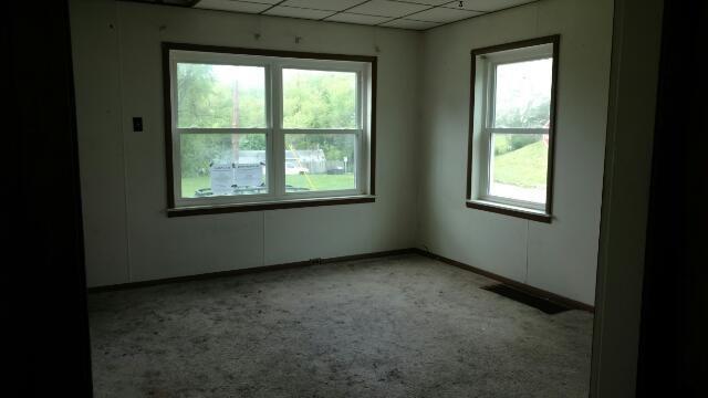 420 Ridge Avenue Butler, PA 16001 - Photo 4 of 6 Gallery Image 4