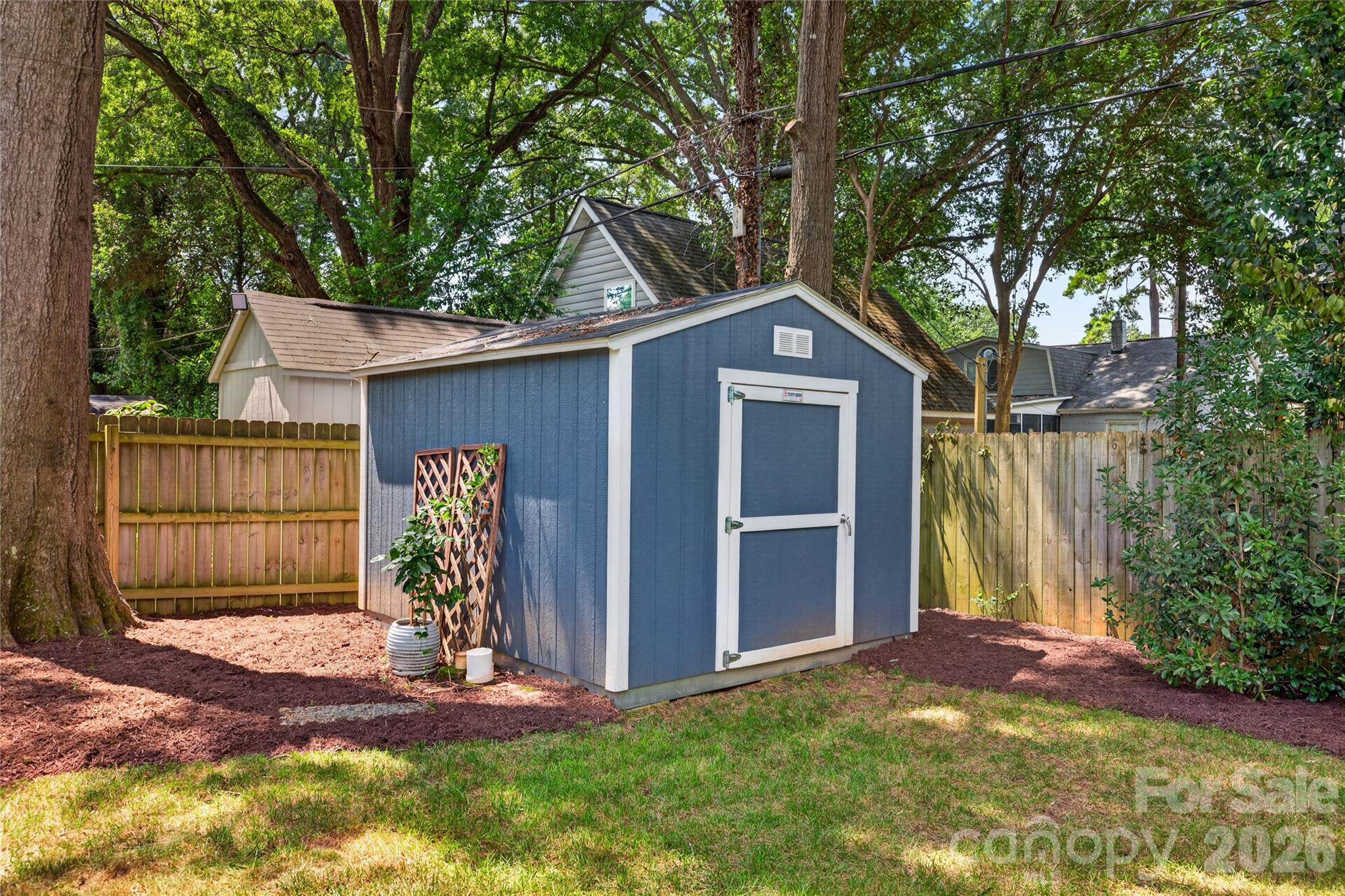 1911 Club Road Charlotte, NC 28205 - Photo 26 of 26 Gallery Image 26