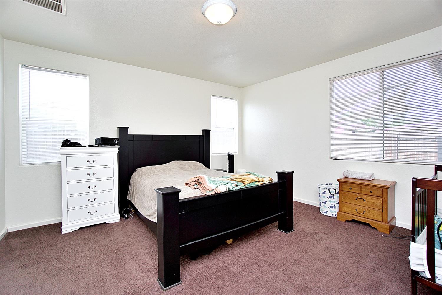 1022 San Ramon Avenue Madera, CA 93637 - Photo 22 of 27 Gallery Image 22