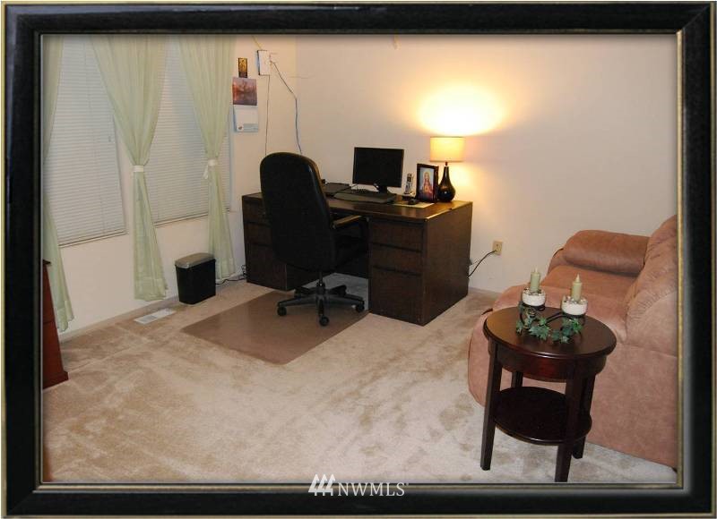 300 Kirkland Place Southeast Renton, WA 98056 - Photo 9 of 13 Gallery Image 9