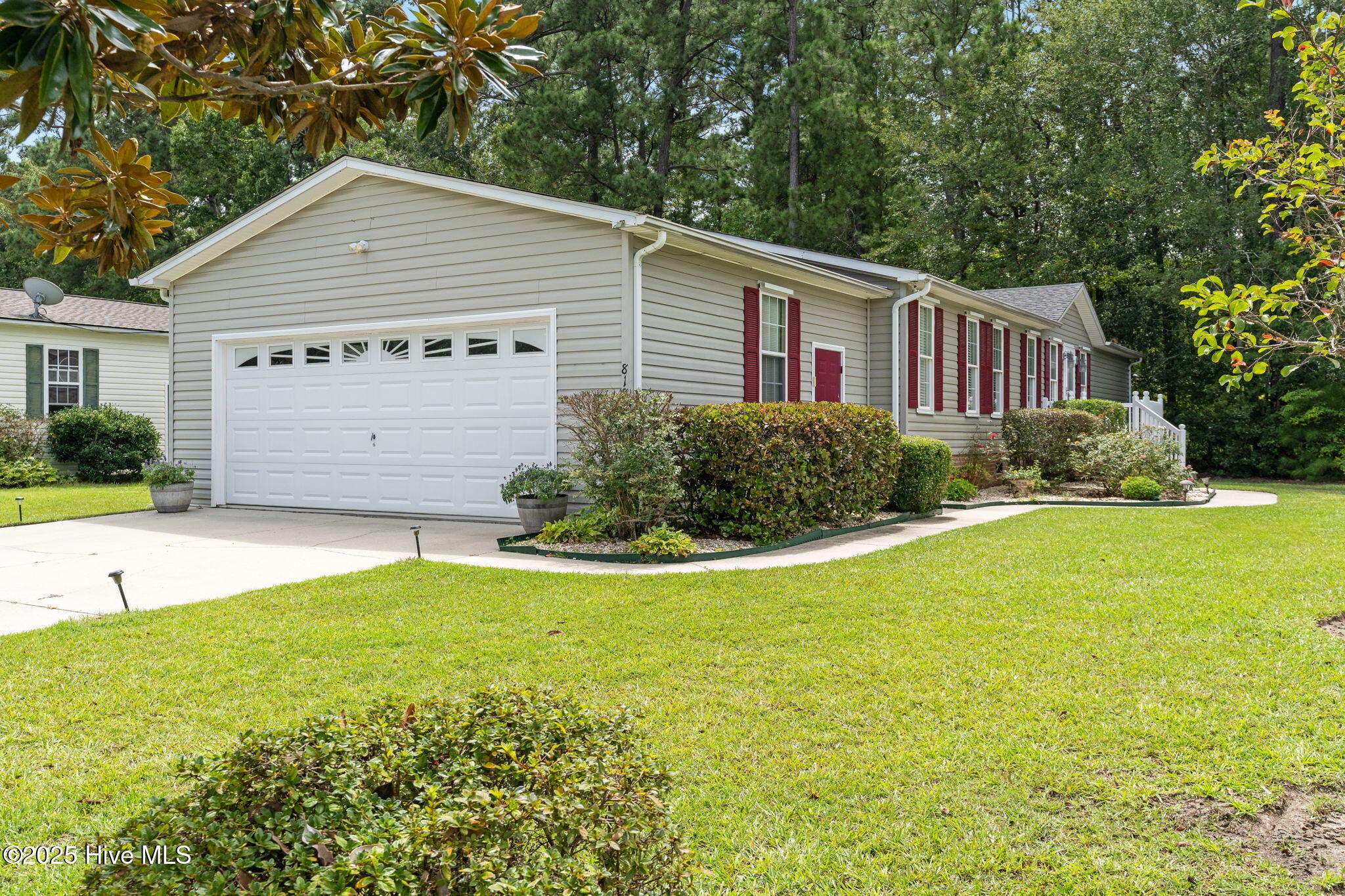 818 Watson Avenue Southwest Calabash, NC 28467 - Photo 2 of 45 garage outside