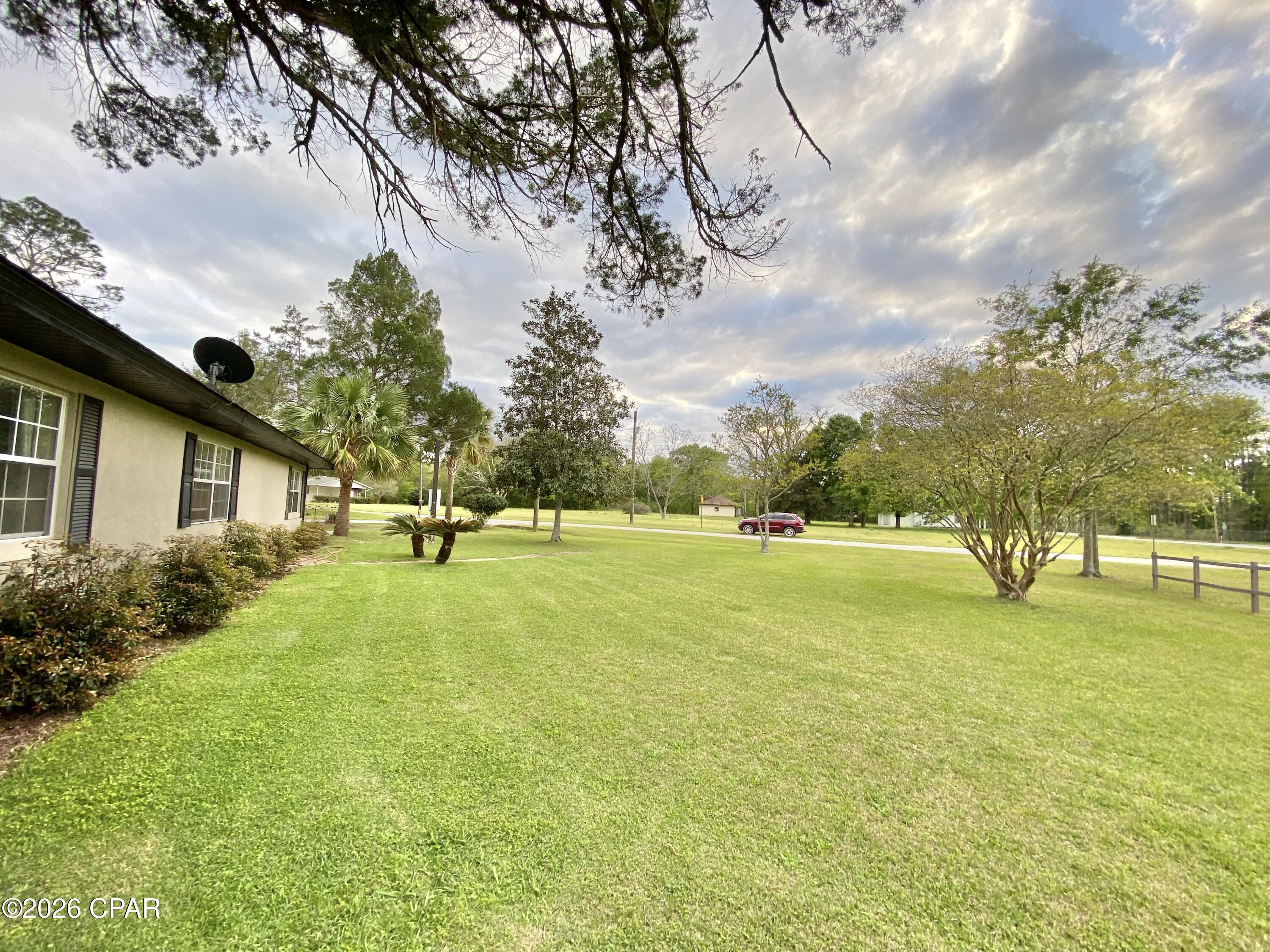 807 Maple Street Chipley, FL 32428 - Photo 40 of 42
