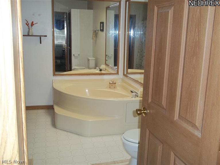 6882 Bogue Road Rome, OH 44085 - Photo 15 of 16