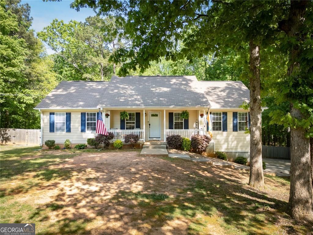 1042 Birdseye View Locust Grove, GA 30248 - Photo 1 of 1