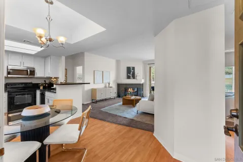 $599,000 | 2250 Camino De La Reina, Unit 202, San Diego, CA 92108