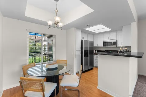 $599,000 | 2250 Camino De La Reina, Unit 202, San Diego, CA 92108