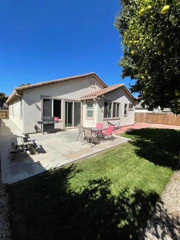 $565,000 | 1626 Topiary Drive, Manteca, CA 95337