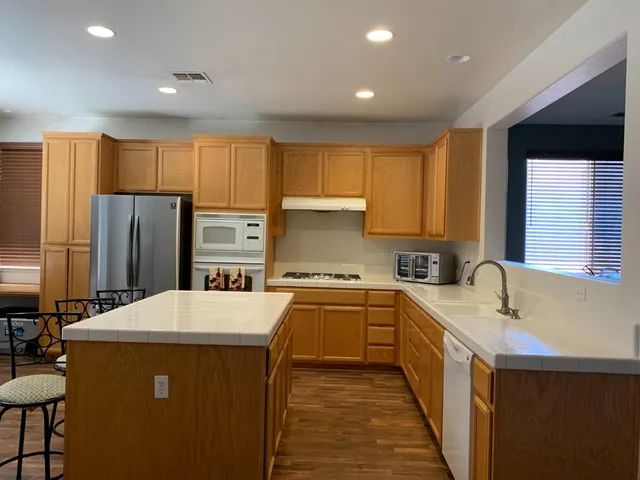 $565,000 | 1626 Topiary Drive, Manteca, CA 95337