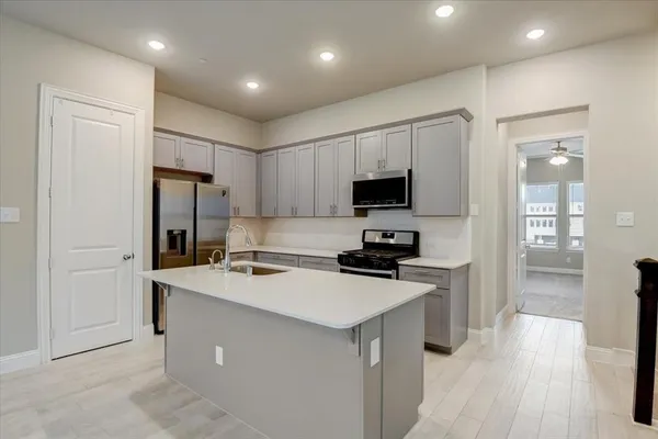 $2,995 | 4208 Wetstone Lane, Frisco, TX 75034