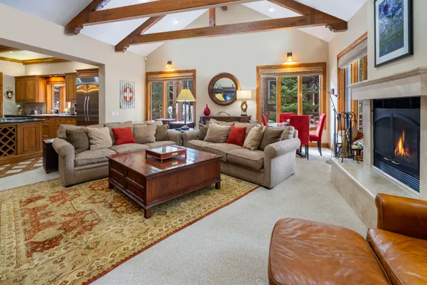 $2,999,000 | 217 Starwood Drive, Mammoth Lakes, CA 93546