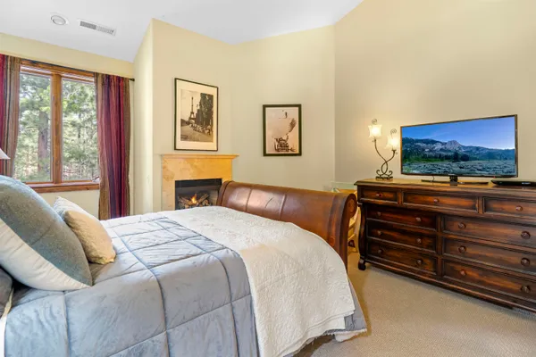 $2,999,000 | 217 Starwood Drive, Mammoth Lakes, CA 93546