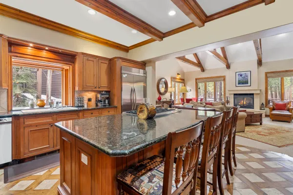 $2,999,000 | 217 Starwood Drive, Mammoth Lakes, CA 93546