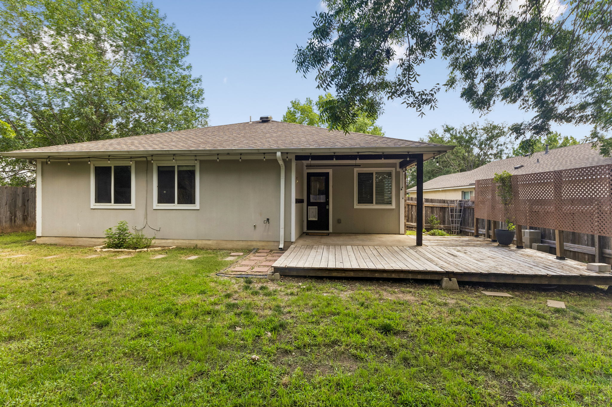 1911 Ralph C Craig Lane Austin, TX 78748 - Photo 28 of 34 Plenty of room for a playscape or garden.