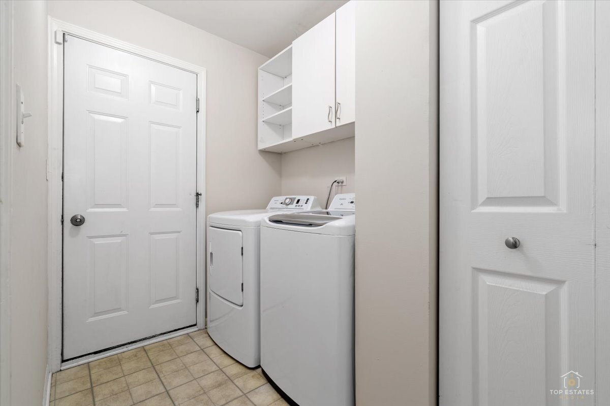 642 West Moreland Avenue Addison, IL 60101 - Photo 18 of 33