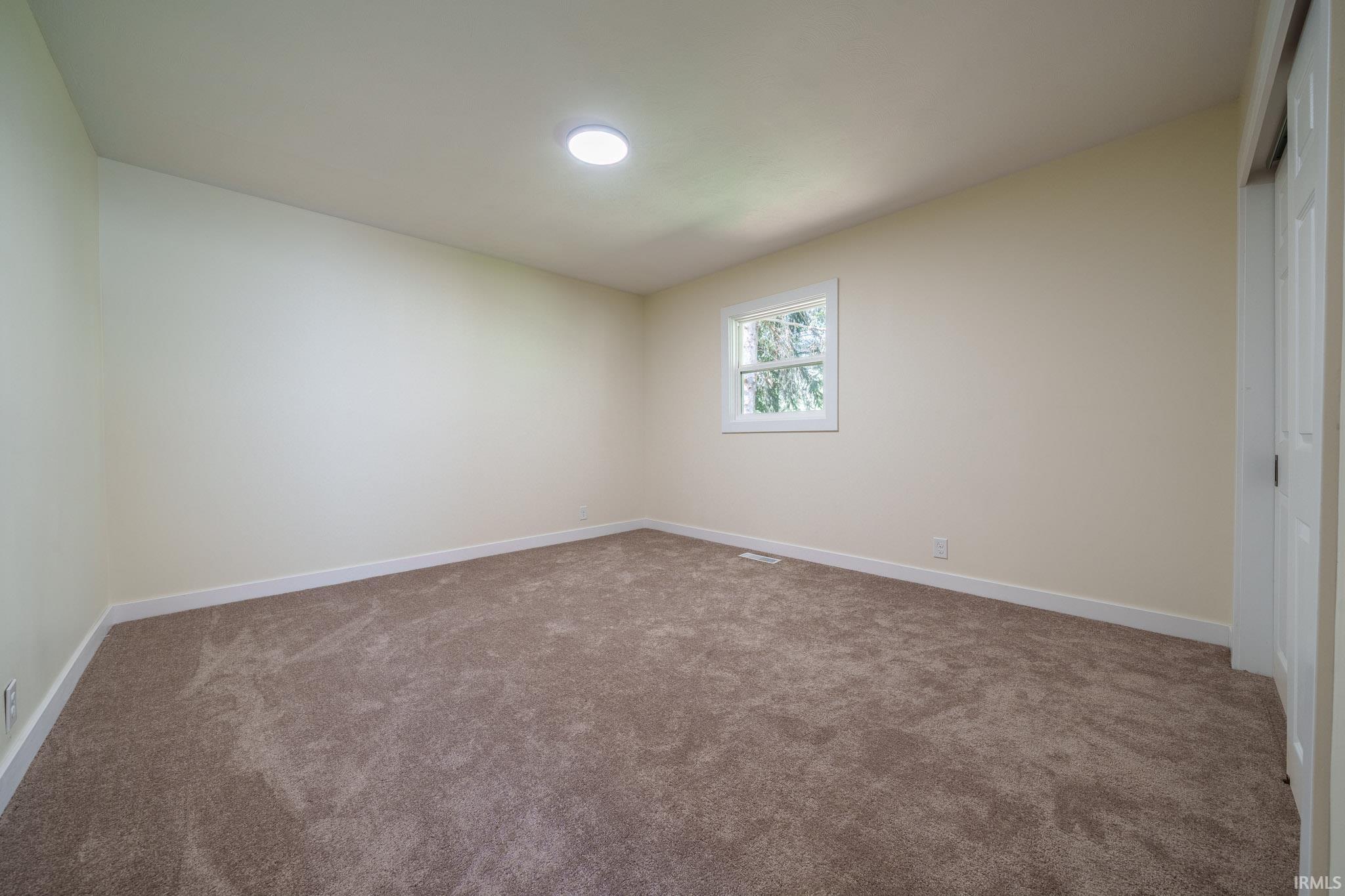 2010 East Bocock Road Marion, IN 46952 - Photo 25 of 32 Gallery Image 25