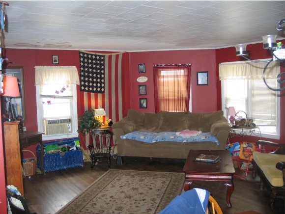 44-46 Walnut Street Claremont, NH 03743 - Photo 7 of 9