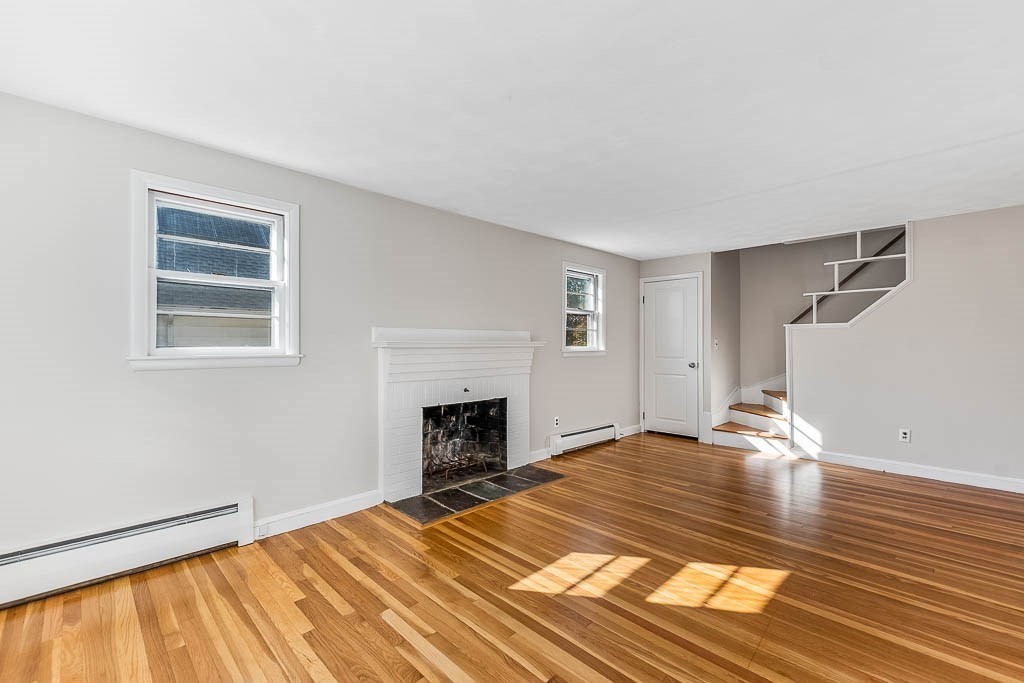 191 Glenellen Road Boston, MA 02132 - Photo 3 of 38 Gallery Image 3
