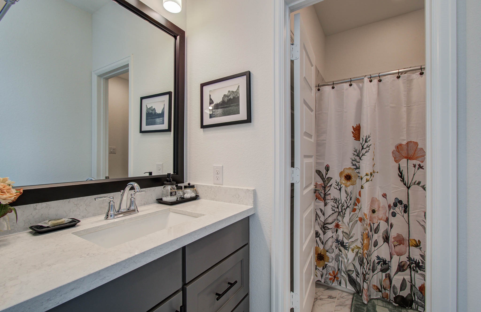 24430 Switchgrass Vly Way Katy, TX 77493 - Photo 41 of 50 Secondary bath.