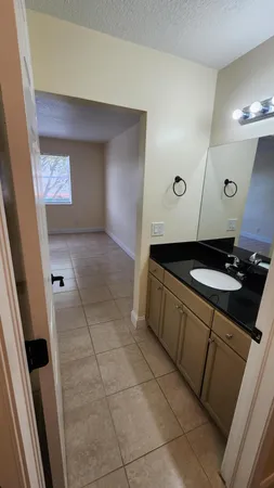 $1,695 | 105 South Riverside Drive, Unit 204, Pompano Beach, FL 33062