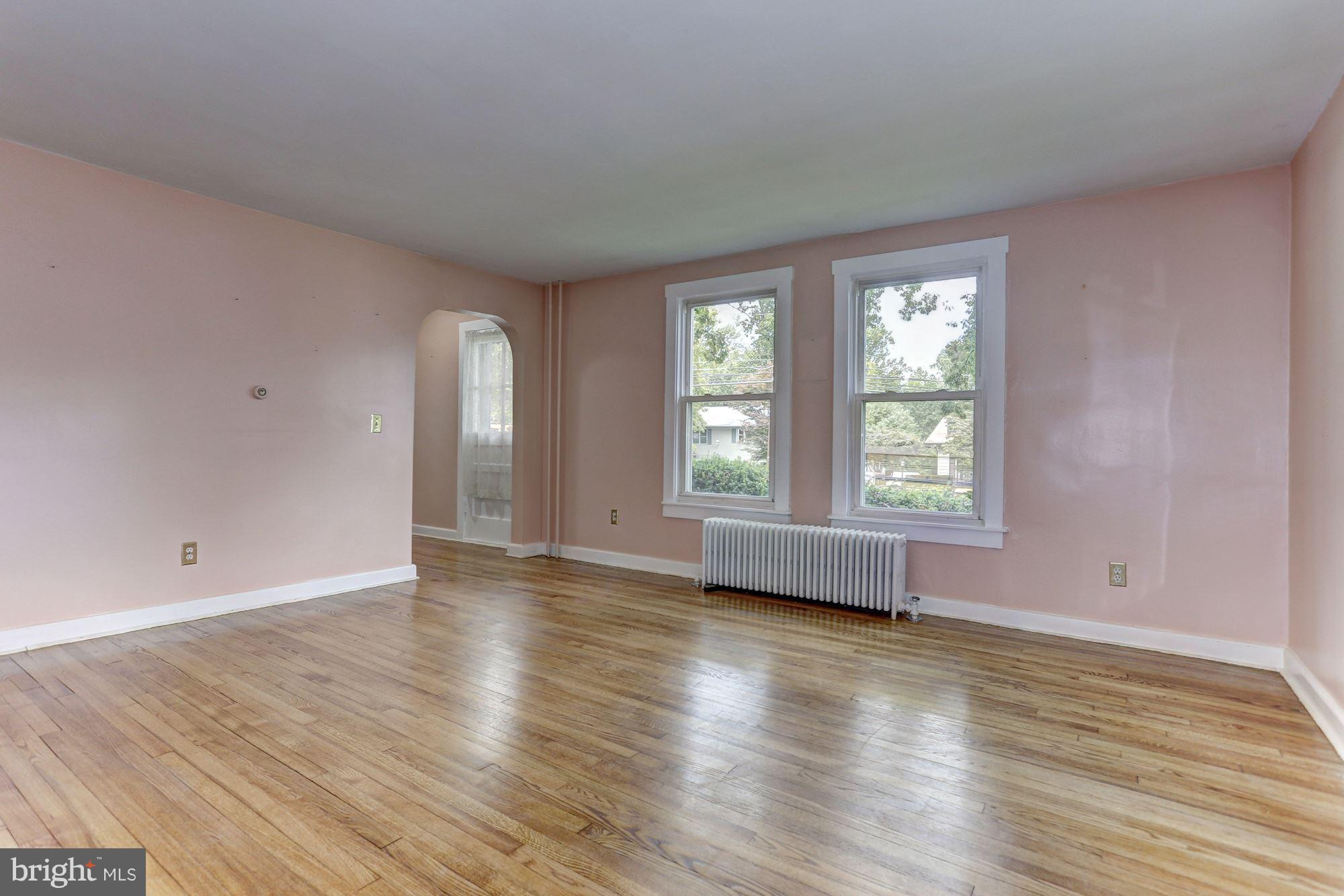 115 Cinder Road Lutherville-Timonium, MD 21093 - Photo 9 of 23 Living Room