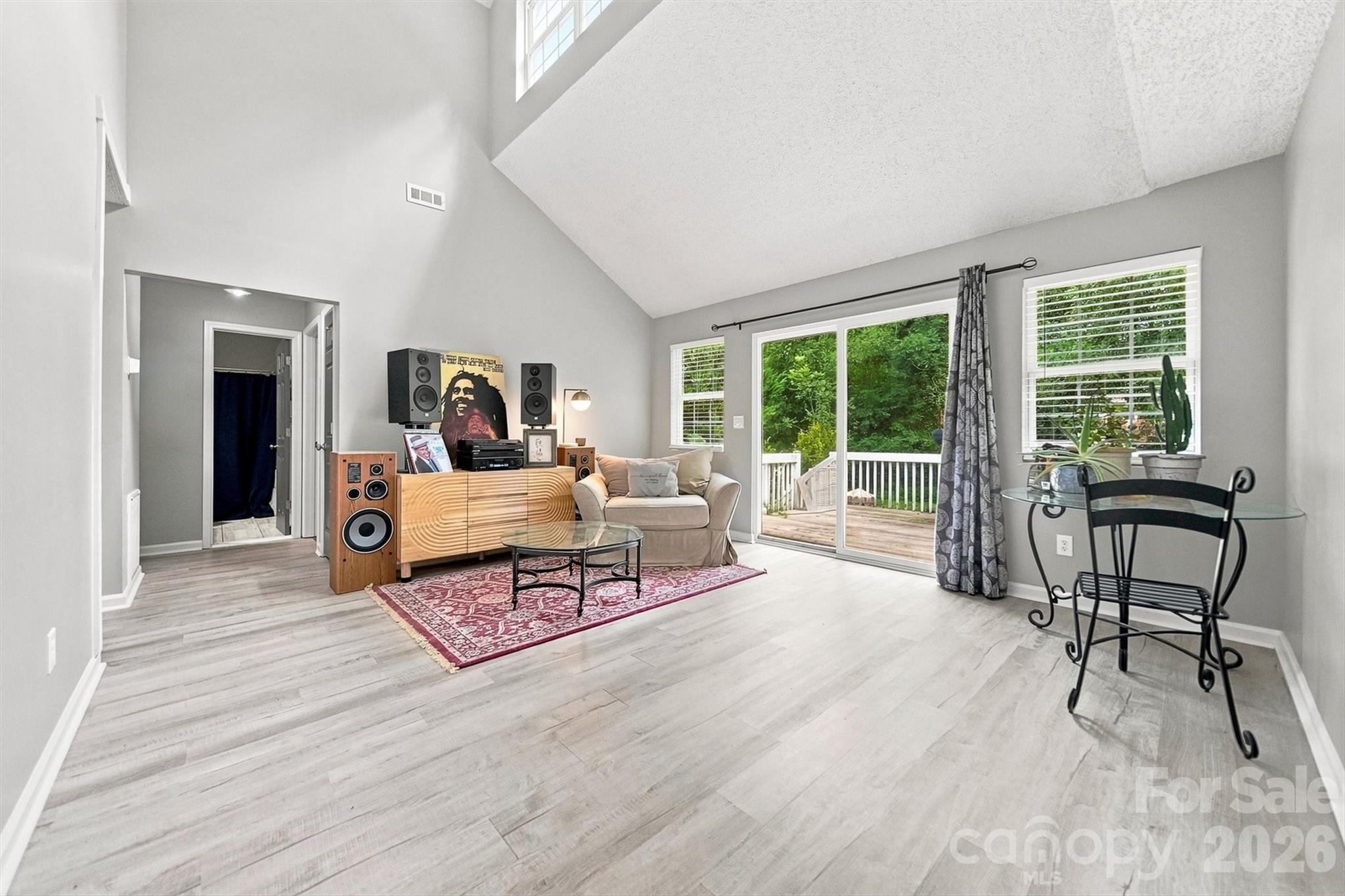 717 2nd St Place Southwest Conover, NC 28613 - Photo 5 of 17 Gallery Image 5