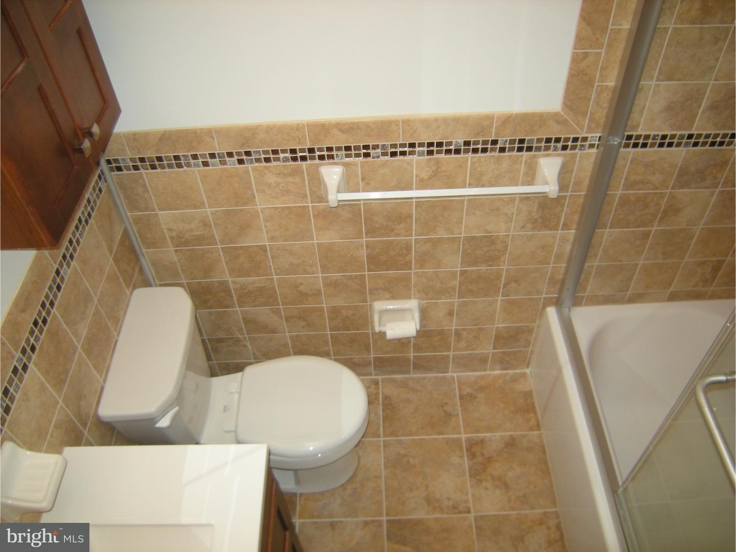 285 Ridgeway Terrace Philadelphia, PA 19116 - Photo 7 of 10 Unit #2