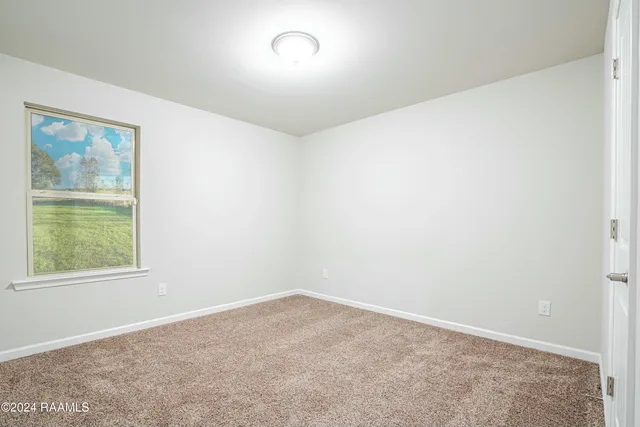 $1,900 | 101 Acadian Lk Drive, Duson, LA 70529