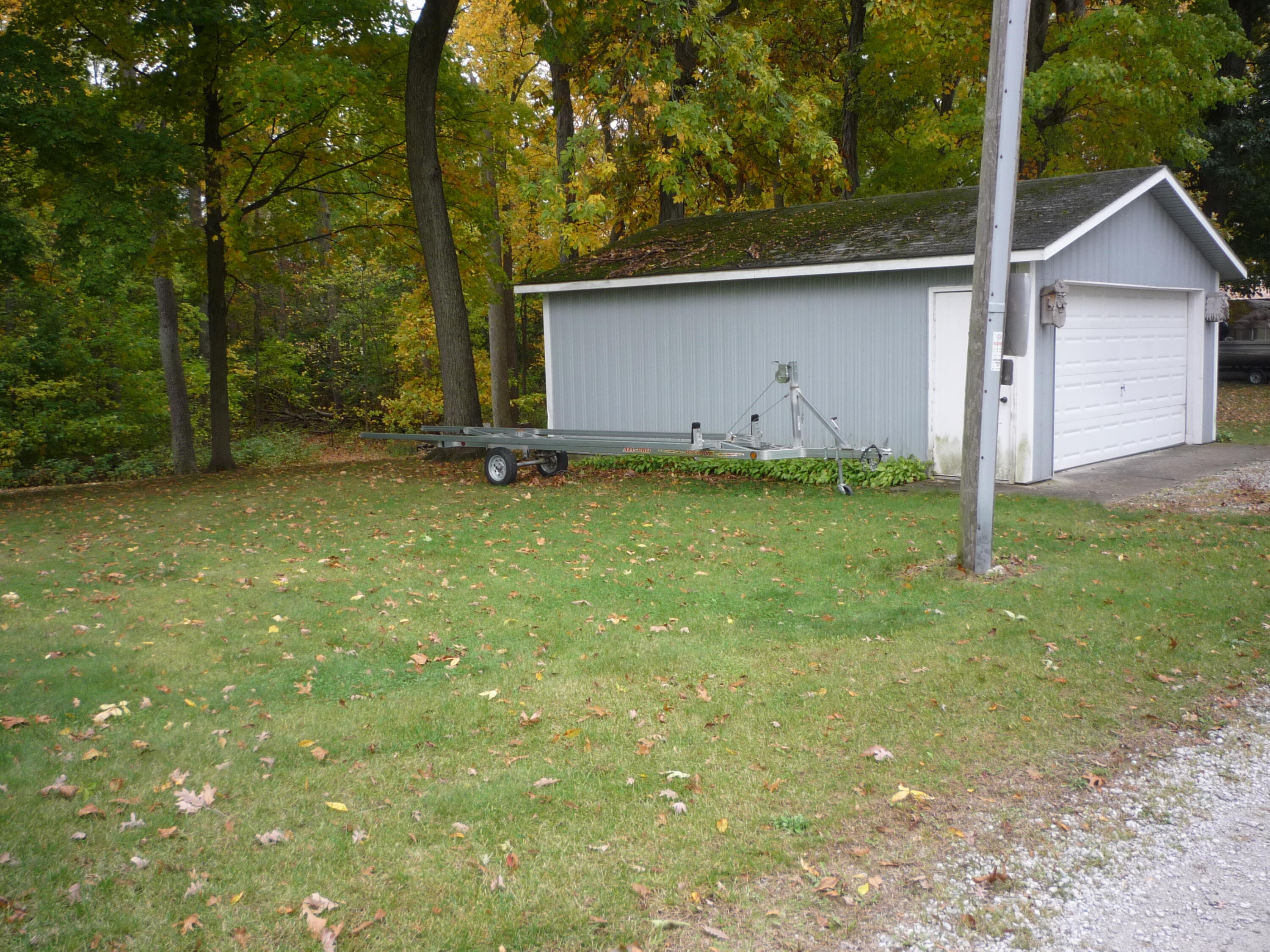 828 Shawnee Beach Road Bronson, MI 49028 - Photo 11 of 54 P1080402