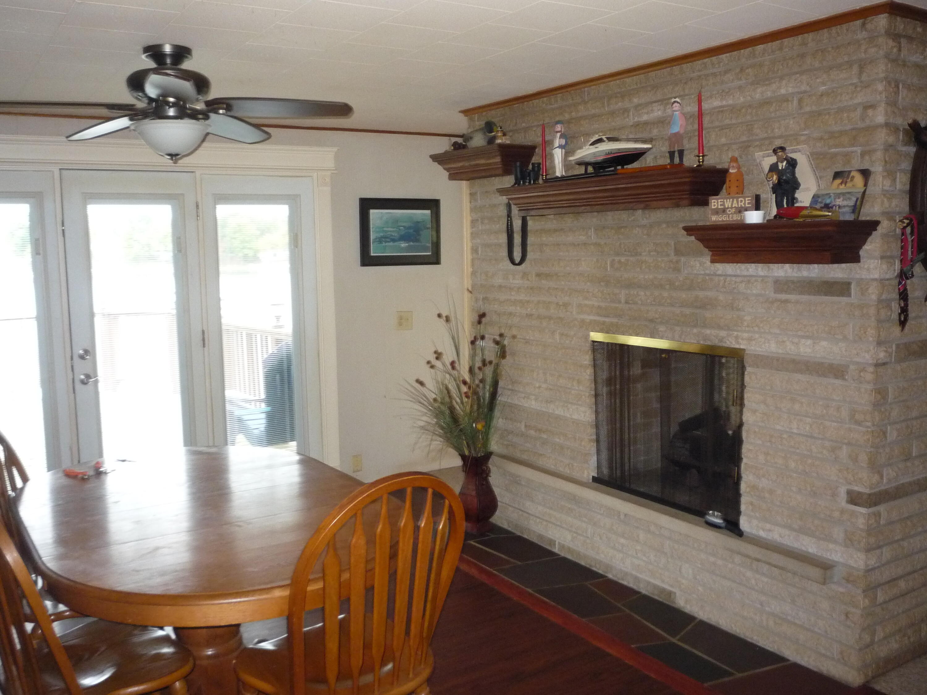 828 Shawnee Beach Road Bronson, MI 49028 - Photo 16 of 54 P1080419