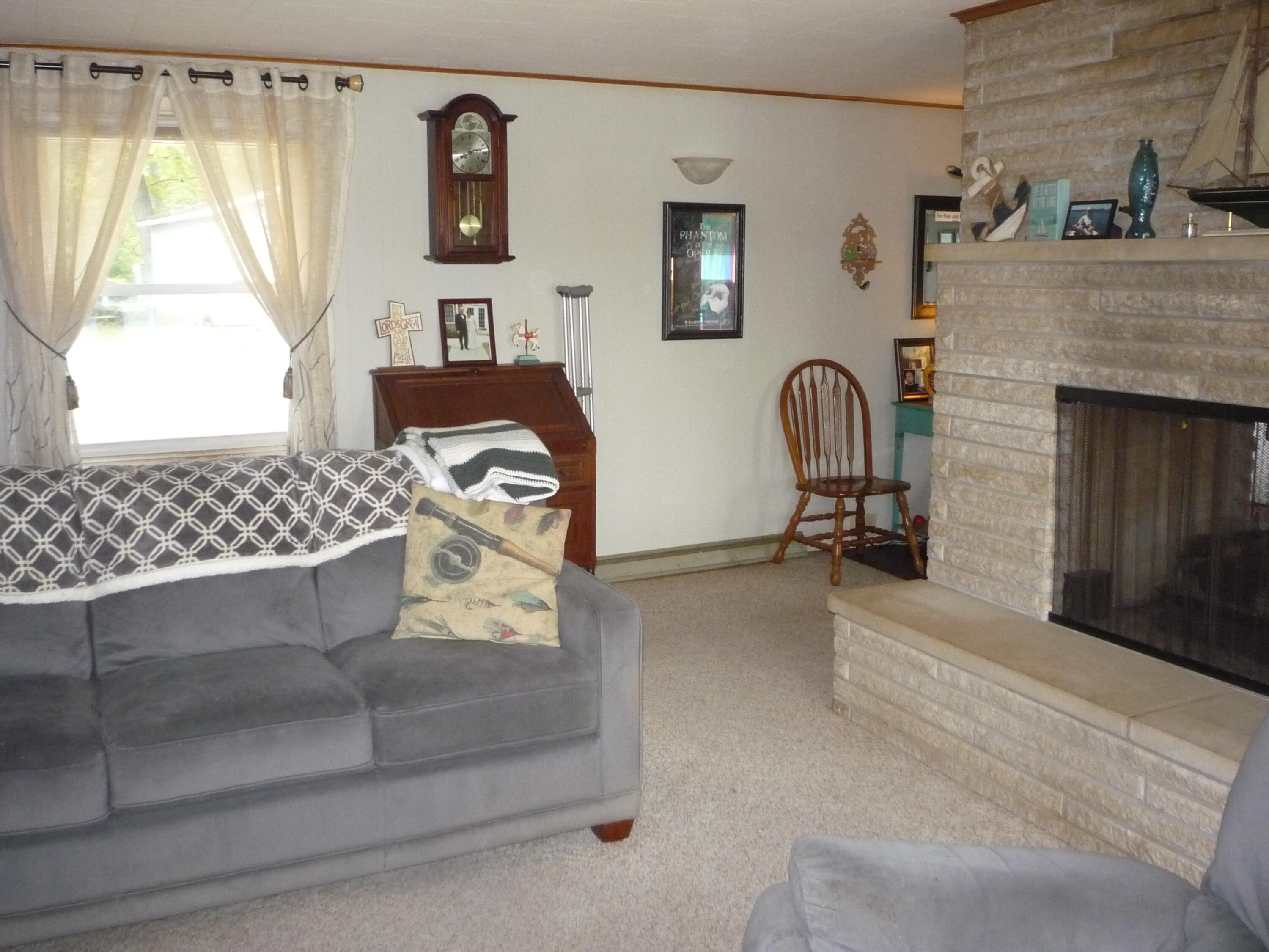 828 Shawnee Beach Road Bronson, MI 49028 - Photo 19 of 54 P1080423