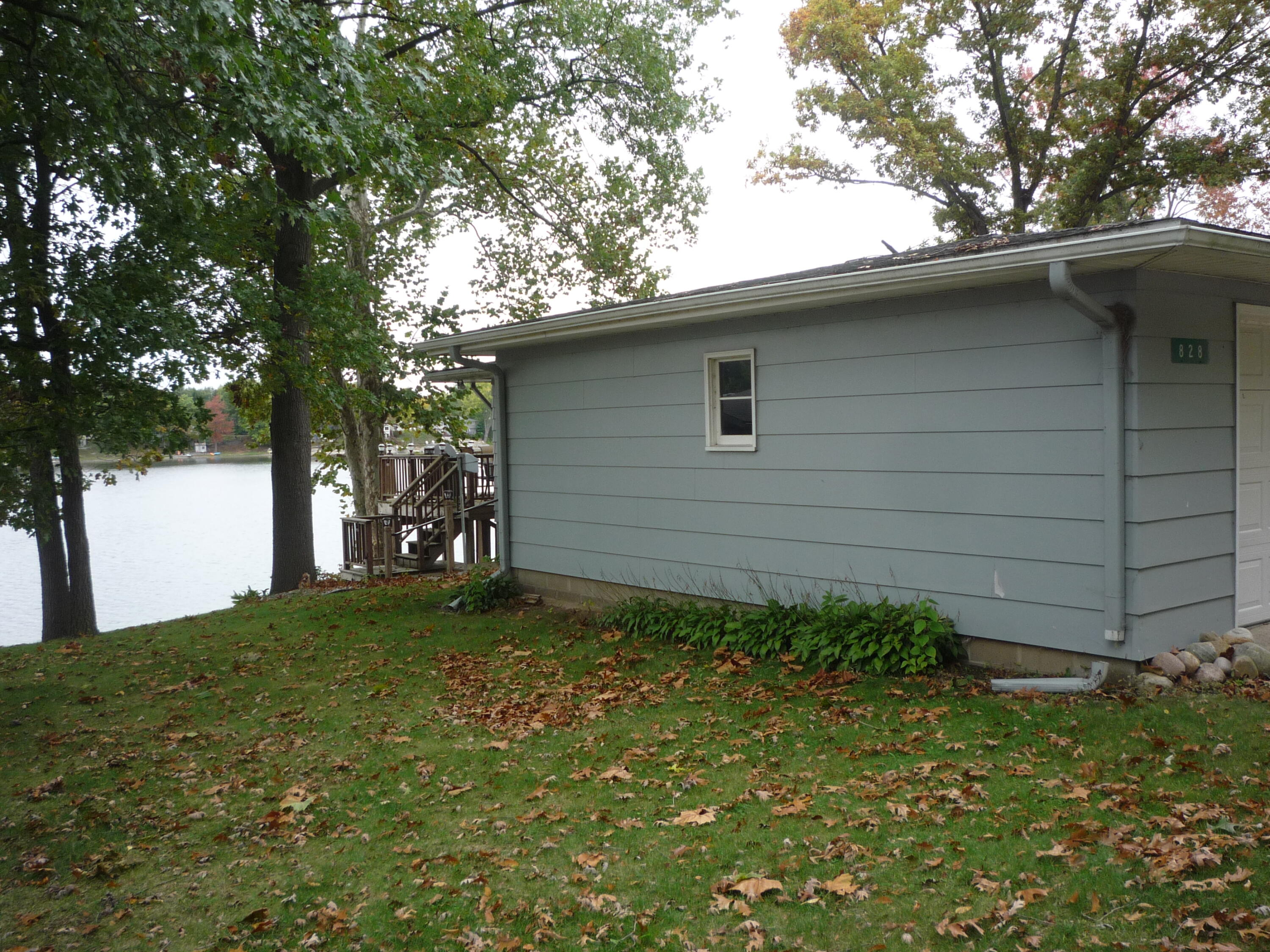 828 Shawnee Beach Road Bronson, MI 49028 - Photo 49 of 54 P1080405