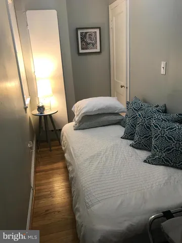 $1,950 | 731 13th Street Northeast, Unit 1, Washington, DC 20002