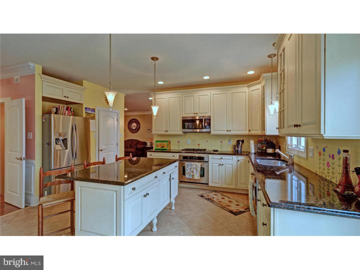 1404 Route 206 Tabernacle, NJ 08088 - Photo 5 of 25 Kitchen