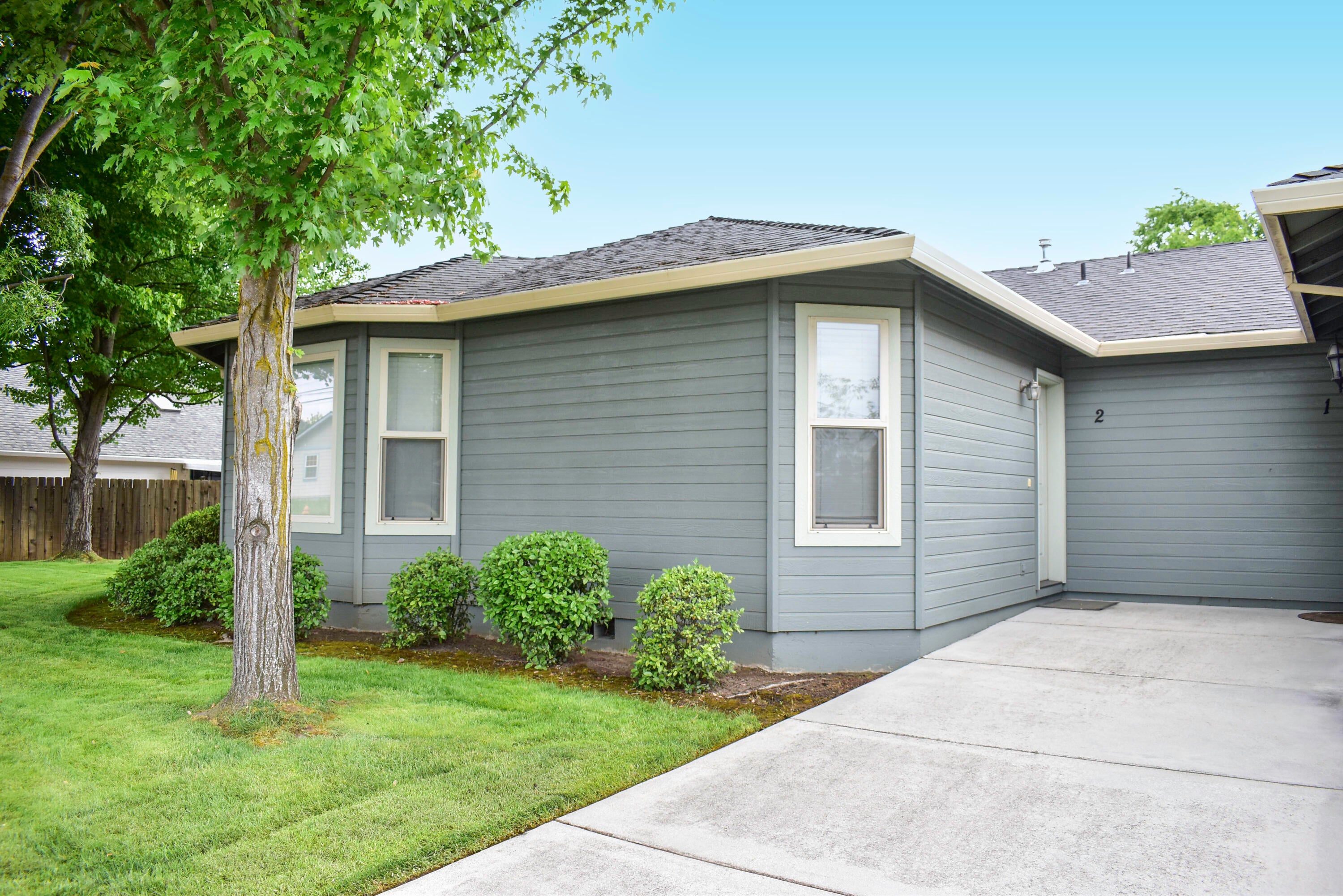 3015 Merriman Road, Unit 2 Medford, OR 97501 - Photo 19 of 19 DSC_0380