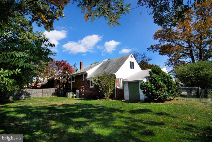 5916 Flanders Street Springfield, VA 22150 - Photo 29 of 30 Exterior (Rear)