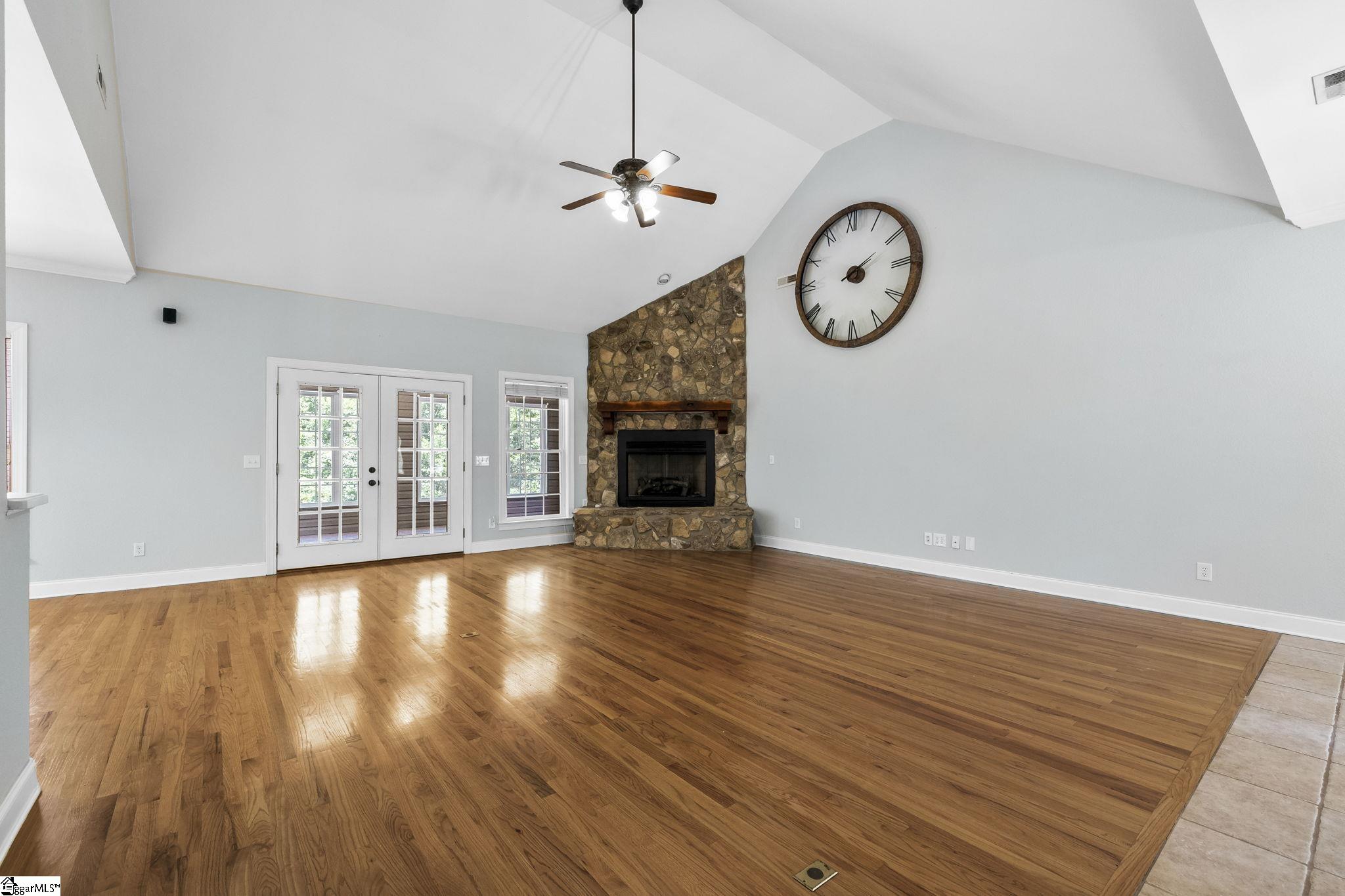 309 North Walnut Drive Anderson, SC 29621 - Photo 4 of 38