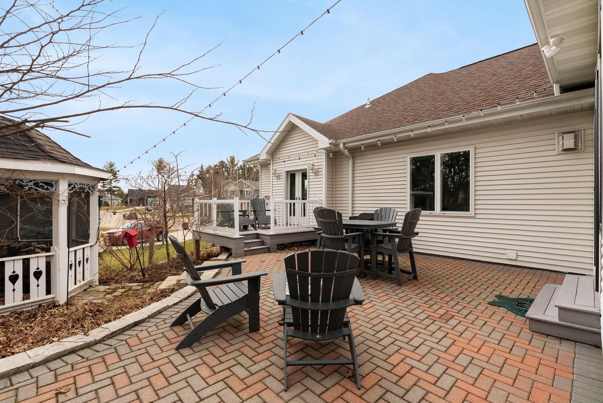 408 Kassander Way Oregon, WI 53575 - Photo 27 of 61