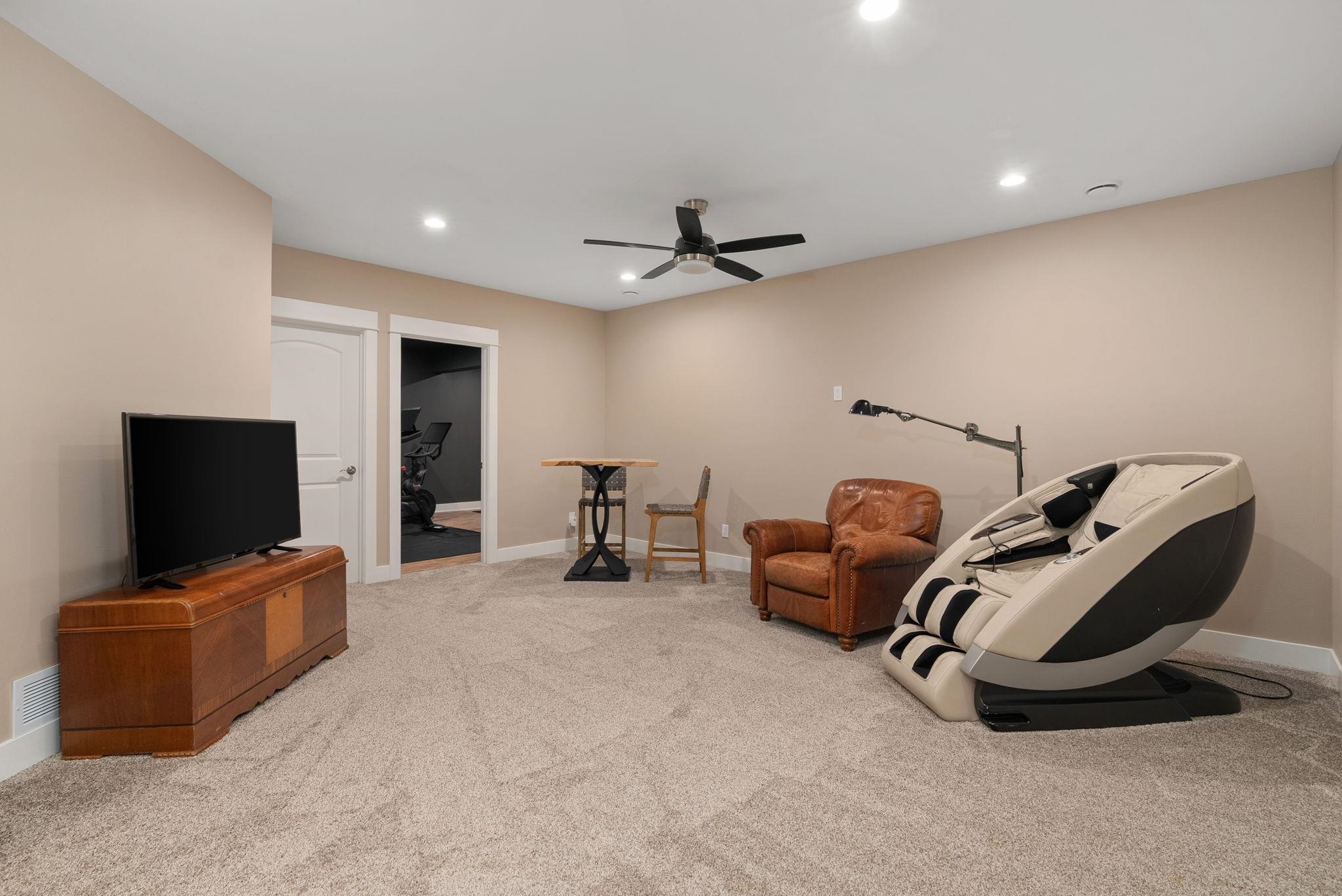 408 Kassander Way Oregon, WI 53575 - Photo 53 of 61